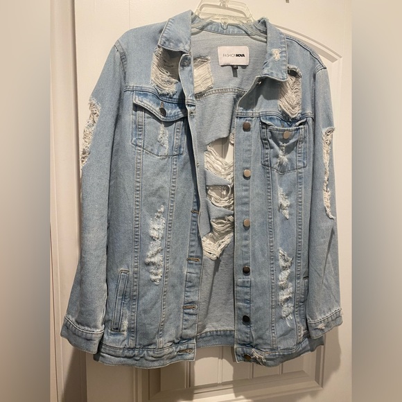 ‼️Distressed Denim Jacket‼️ - Picture 5 of 5